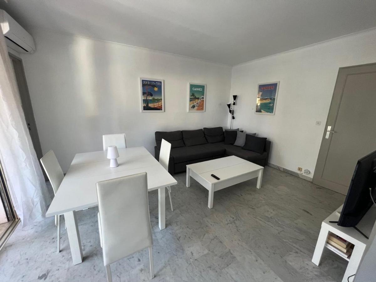 Seafront - Beautiful Flat With Aircon And Comfortable Loggia Vallauris Exteriér fotografie